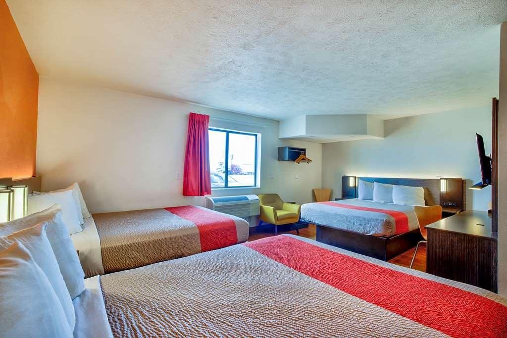Motel 6 Percival Ia מראה חיצוני תמונה