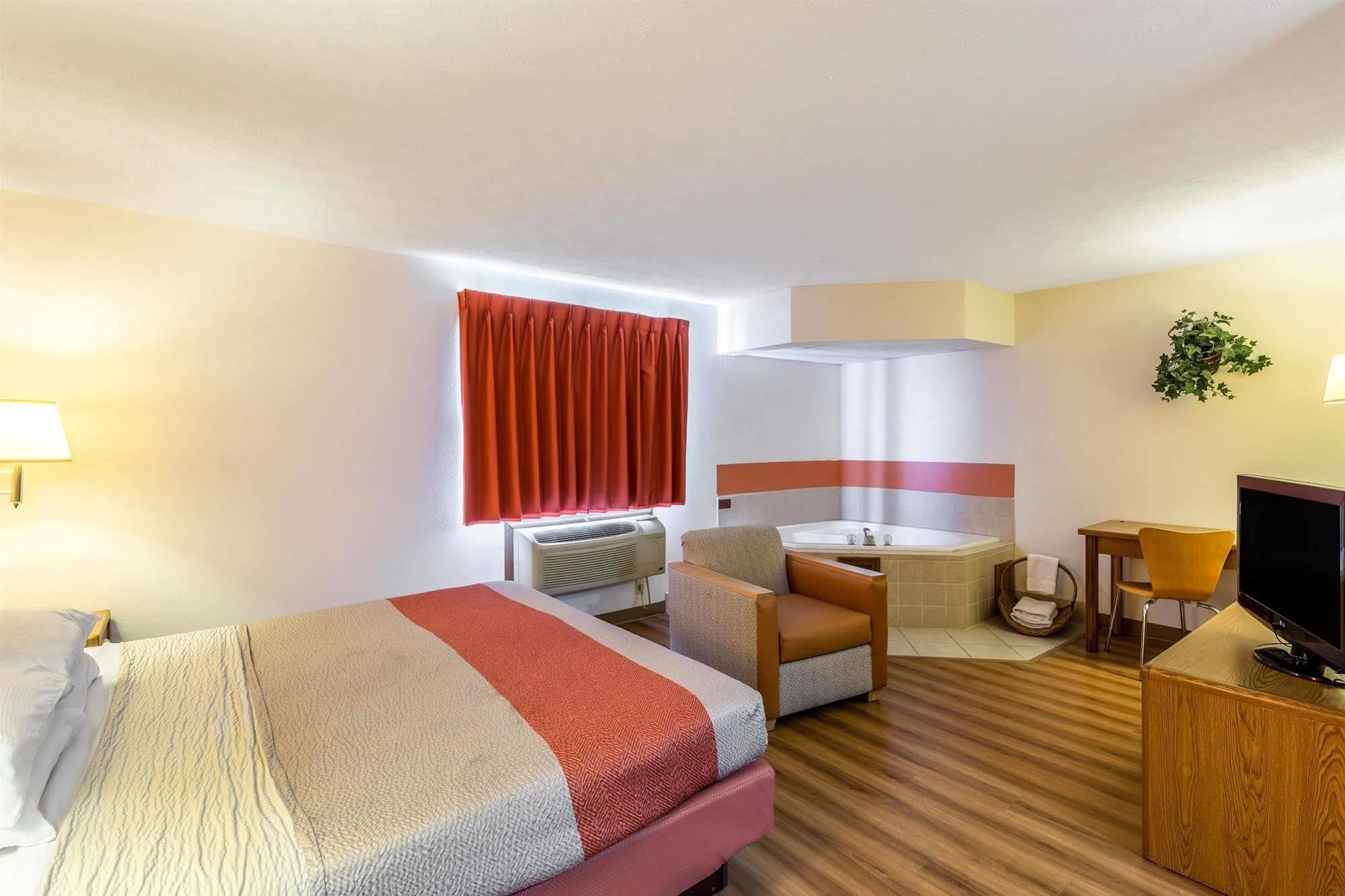 Motel 6 Percival Ia מראה חיצוני תמונה